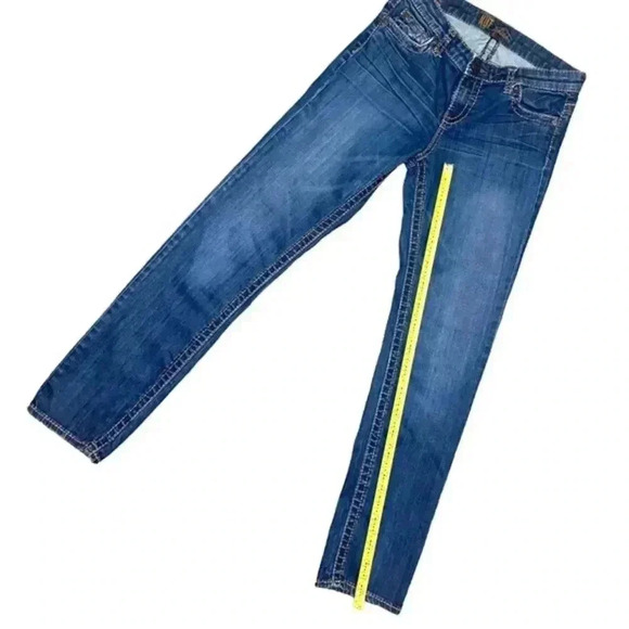 KUT FROM THE KLOTH - Picture 3 of 10